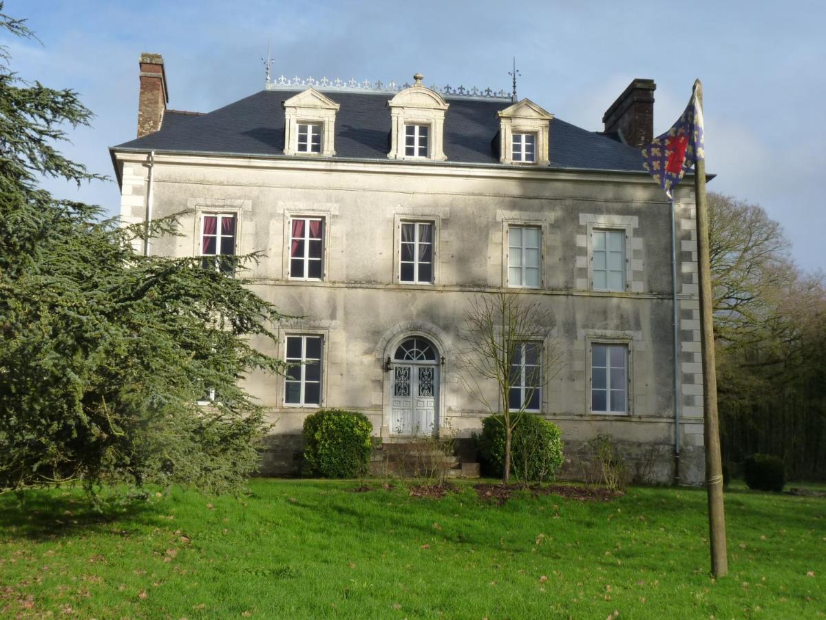 Chateau De Craon Comblessac Exteriör bild